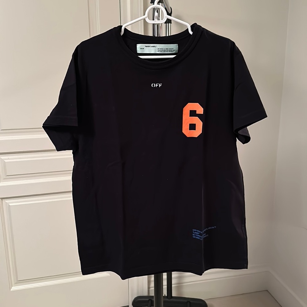 Off-White T-shirt